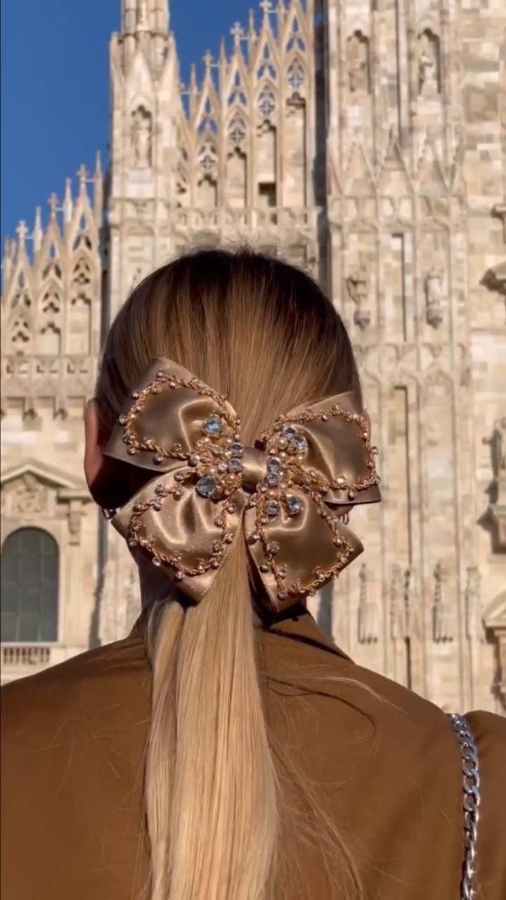 Customer photo review of Elijah Bow Сappuccino