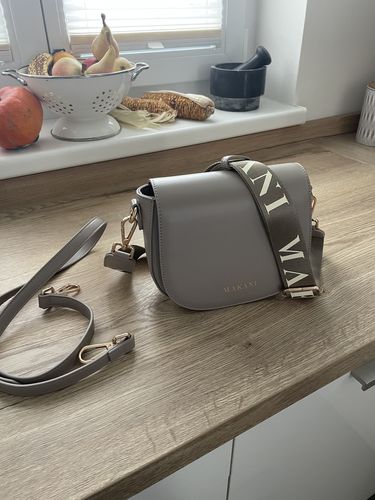 Customer photo review of JASMIN - TAUPE