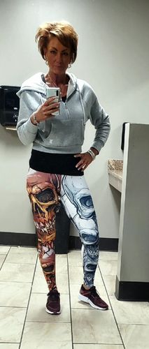 Customer photo review of Full Sub Skull Contrast Leggings