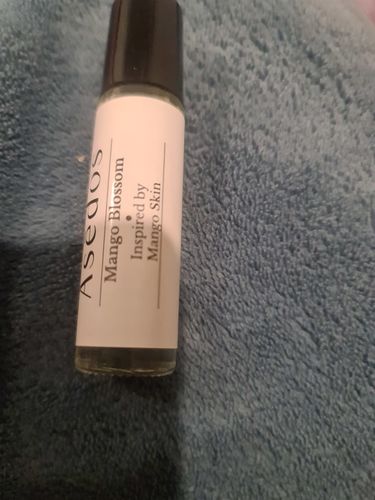 Customer photo review of MANGO BLOSSOM PERFUME OIL
