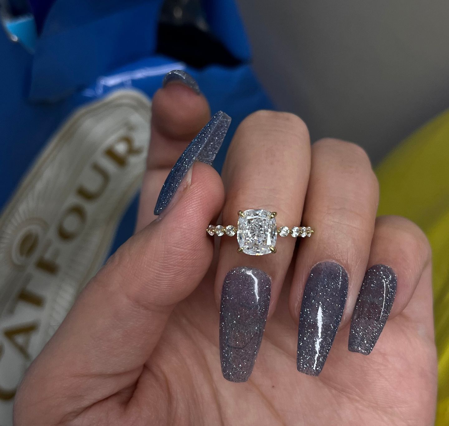 Customer photo review of Louily Exquisite 2.0 Carat Cushion Cut Engagement Ring