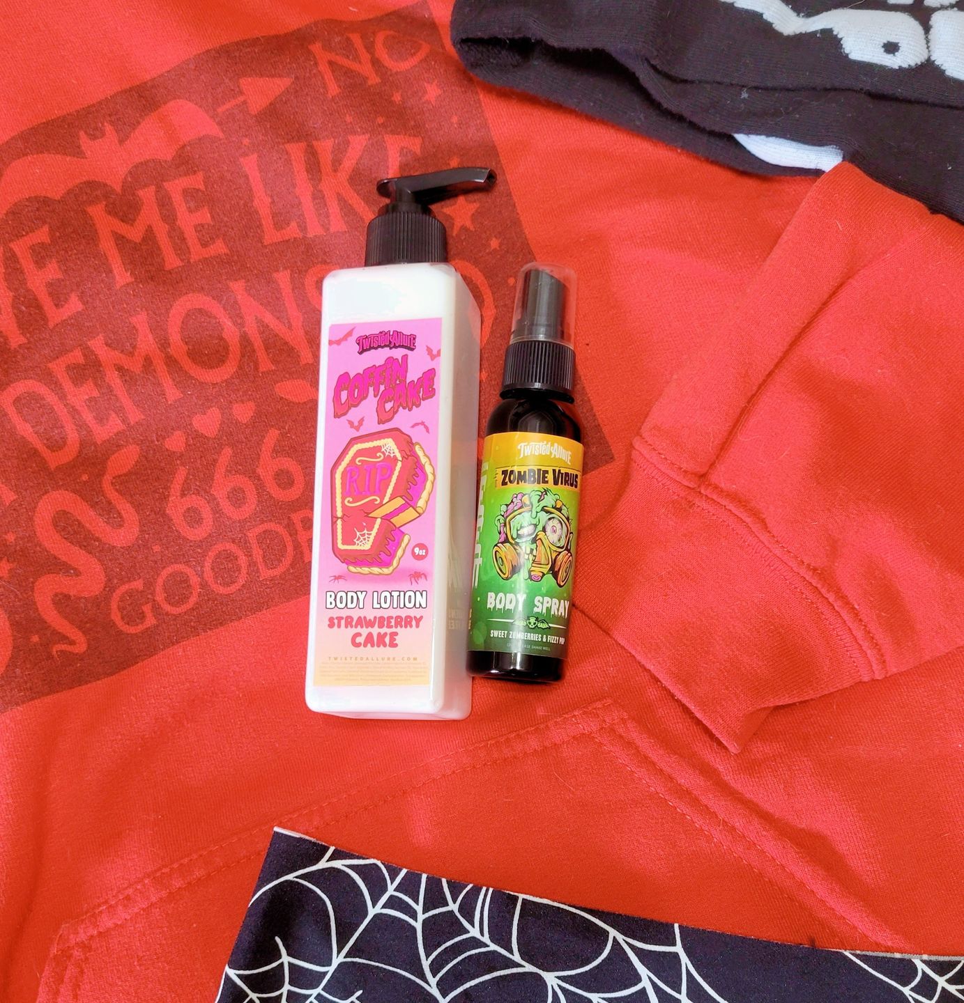 Customer photo review of Coffin Cake Body Lotion