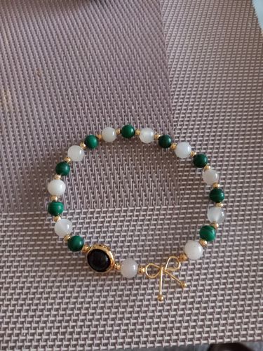Customer photo review of Bracelet anti-douleur en malachite et pierre de lune | Or fin