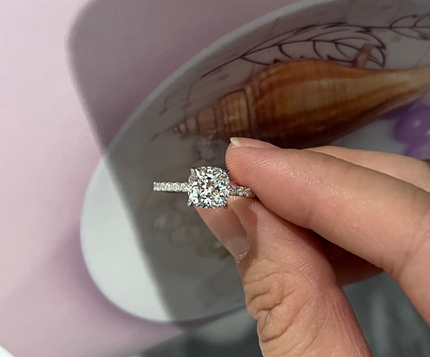 Customer photo review of Louily 2~2.5 Carat Cushion Cut White Sapphire Women's Engagement Ring