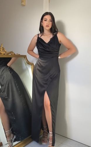 Customer photo review of Vorioal Sexy V-neck Dress