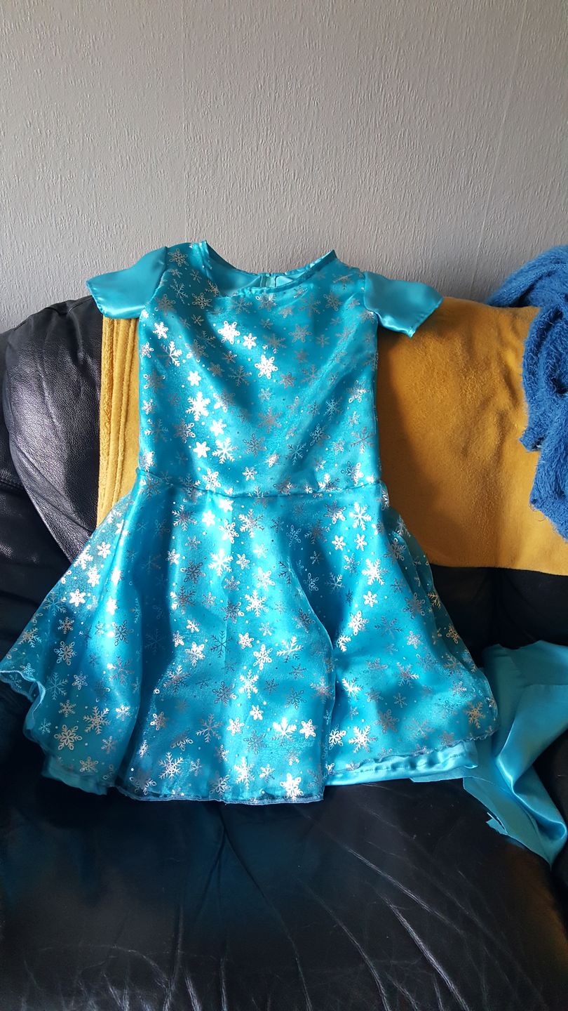 Customer photo review of Snowflakes Organza Fabric