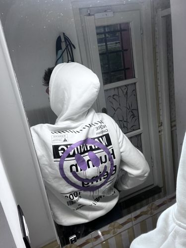 Customer photo review of Felpa Hoodie Notre Human Being