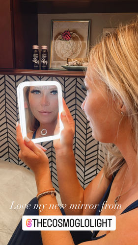Customer photo review of CosmoGlo LED Light Up Mirror