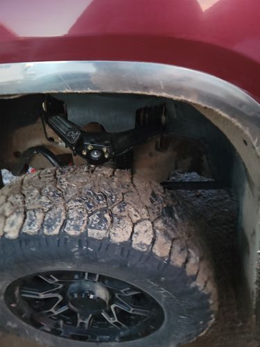 Customer photo review of 2011-2019 Duramax KRYPTONITE Stage 1 Leveling Kit w/ Bilstein Shocks (KR11STAGE1BIL)
