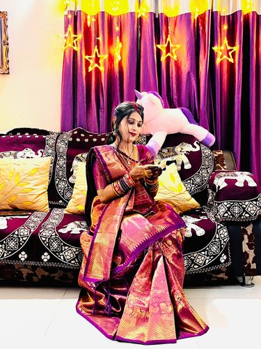 Customer photo review of ROSHNI BHATIA in Wine Purple Woven Kanjivaram Saree - Special Wedding Edition