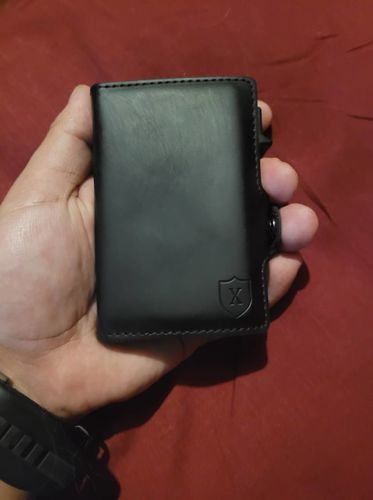 Customer photo review of Full Black
