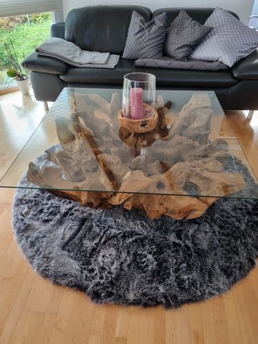 Customer photo review of Wurzel Couchtisch NAGA inkl. Glasplatte 110 cm x 110 cm