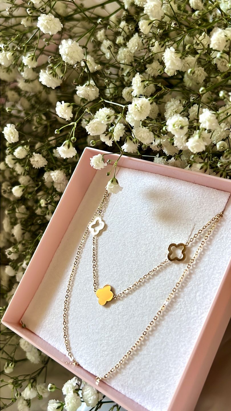 Customer photo review of Clover Kette | 18K vergoldet