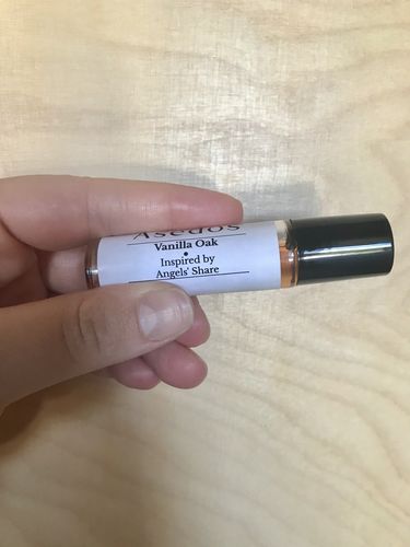 Customer photo review of VANILLA OAK PERFUME OIL
