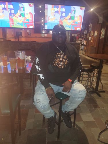 Customer photo review of Segmented Knee Denim (Bleach Wash)