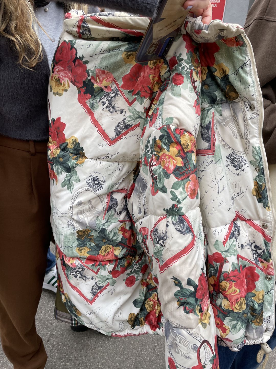 Customer photo review of ZAGREB, 29. & 30. Listopad - Vintage & Preloved Sale