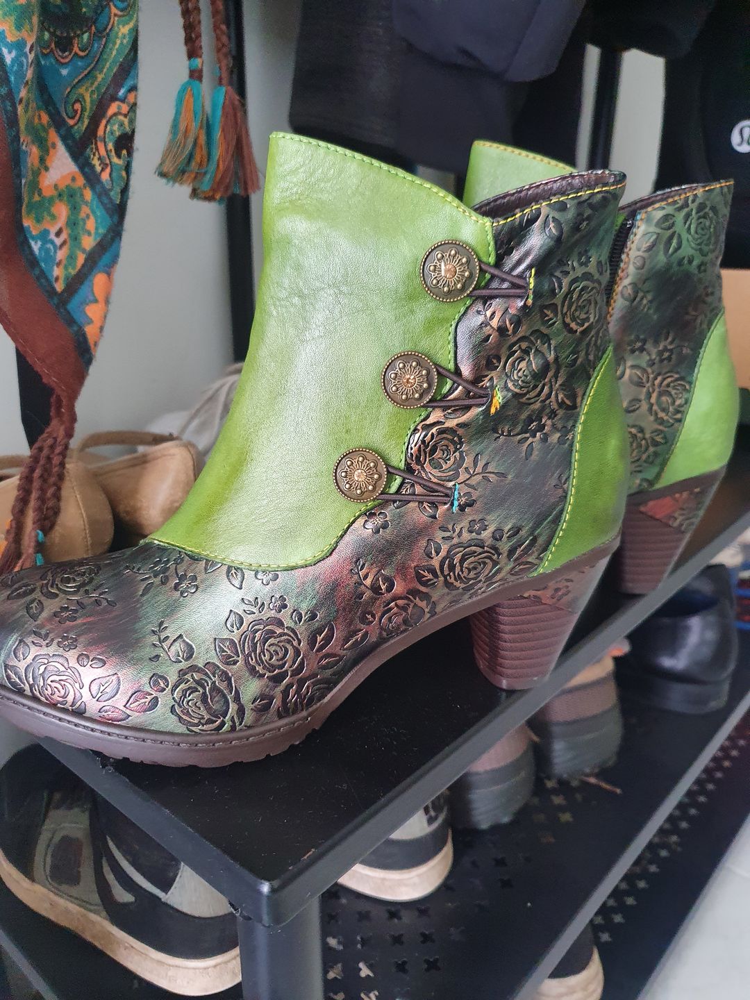 Customer photo review of Retro Handmade Floral Stitching Button Boots