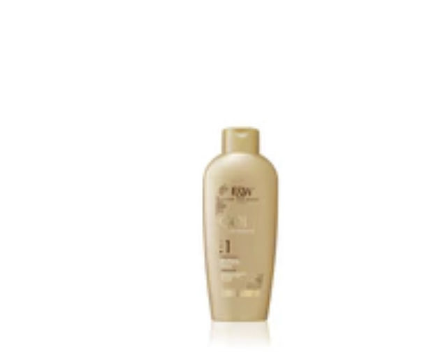 Customer photo review of Fair and White 1: Gold Argan Shower Gel 1000ml / 33.81 fl Oz