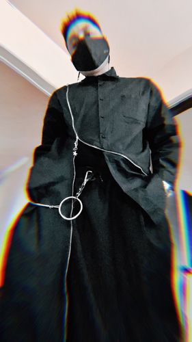 Customer photo review of Zipper Long Sleeve Mid-length Shirt