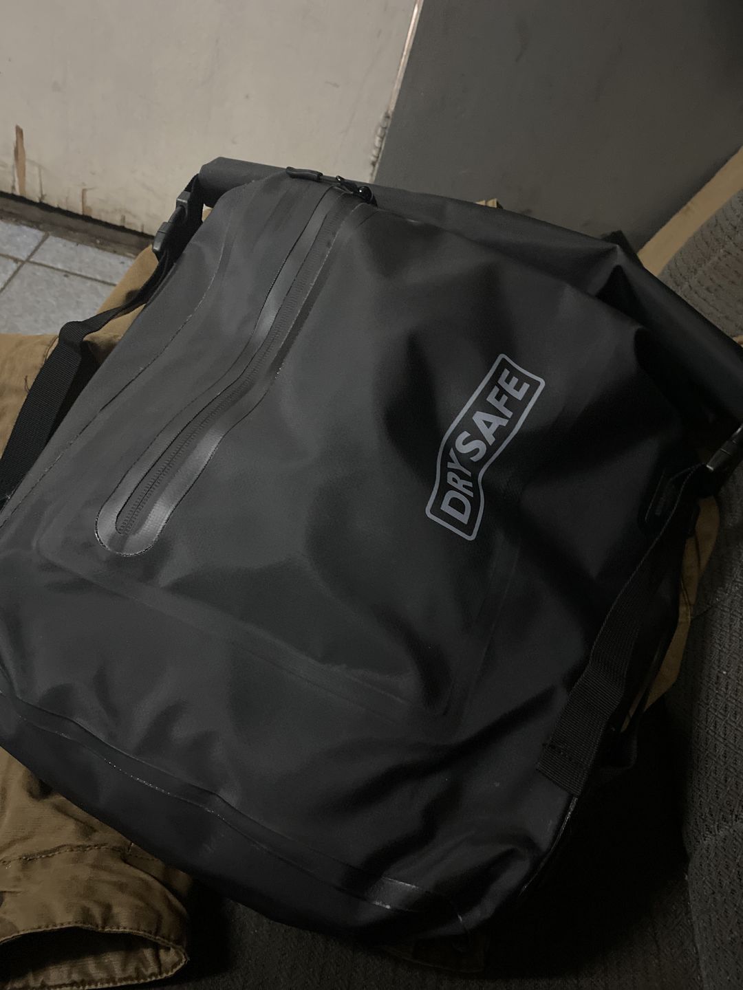 Customer photo review of Mochila Seca Puelo 25 Lts Negro