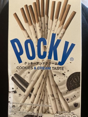 Customer photo review of Pocky Sticks Cookies & Creme Flavour (45g)