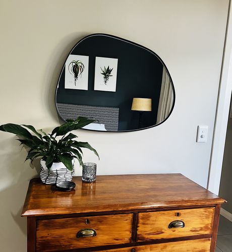 Customer photo review of Como Mirror in Matte Black