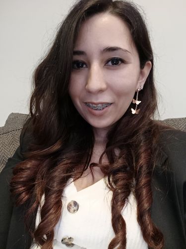 Reseña con foto de un cliente sobre Pack 3 Hennas Jamila BAQ Premium - Cobrizo Intenso y Duradero 🔥 👩🏼‍🦰