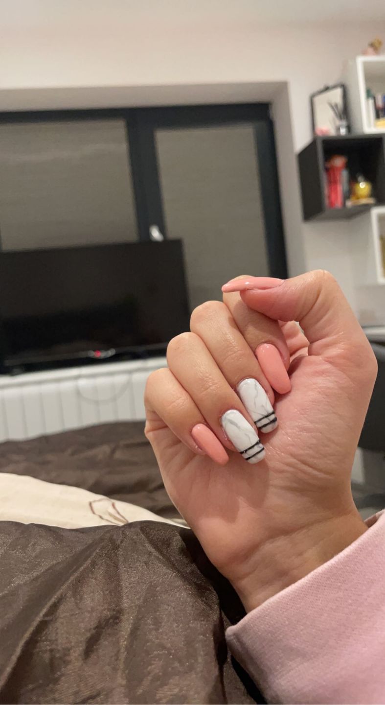 Customer photo review of Semilac Builder Gel Cover Pink Milk 15g