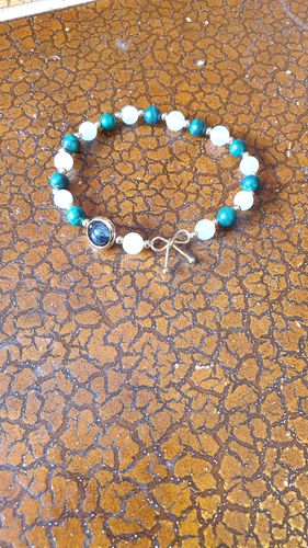 Customer photo review of Bracelet anti-douleur en malachite et pierre de lune | Or fin
