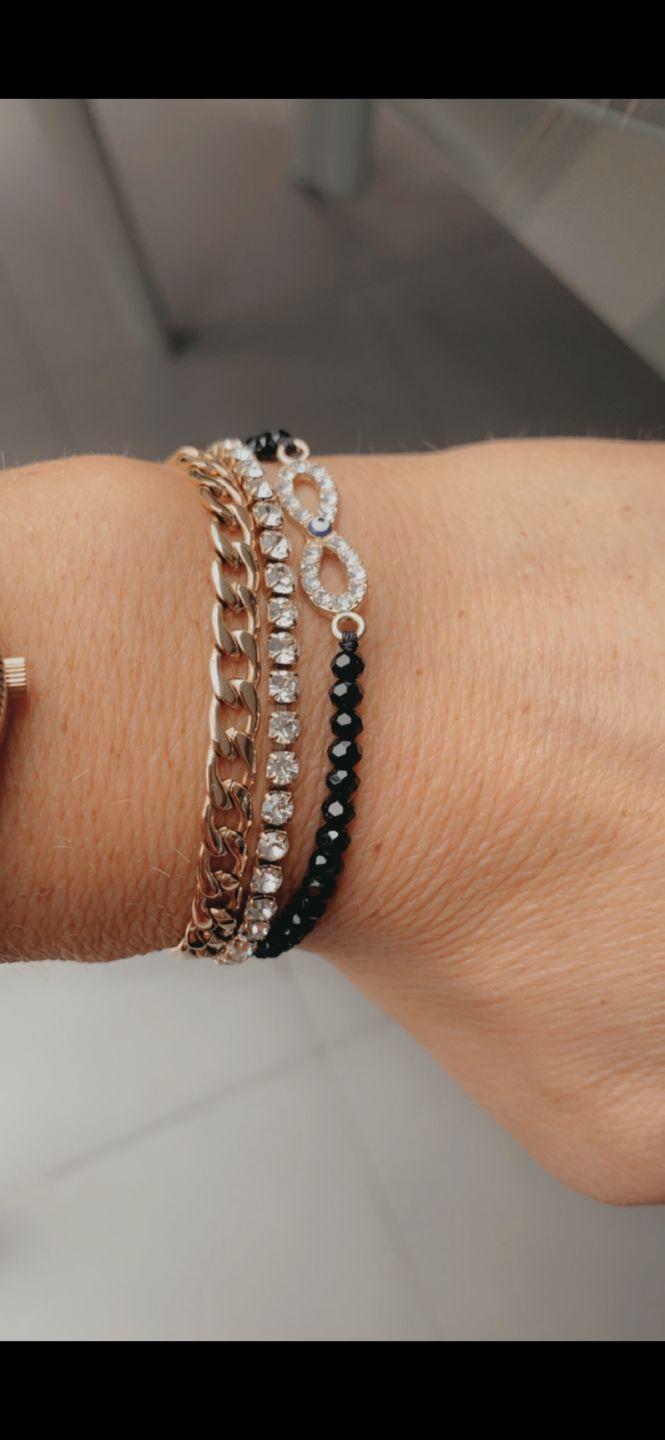 Customer photo review of Plain Armband | 18K vergoldet
