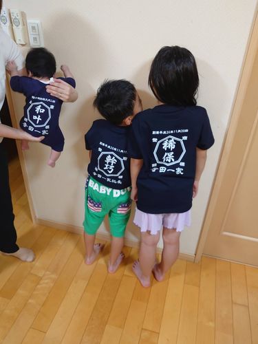 Customer photo review of 商店風－ベビー&キッズ商店Ｔシャツ