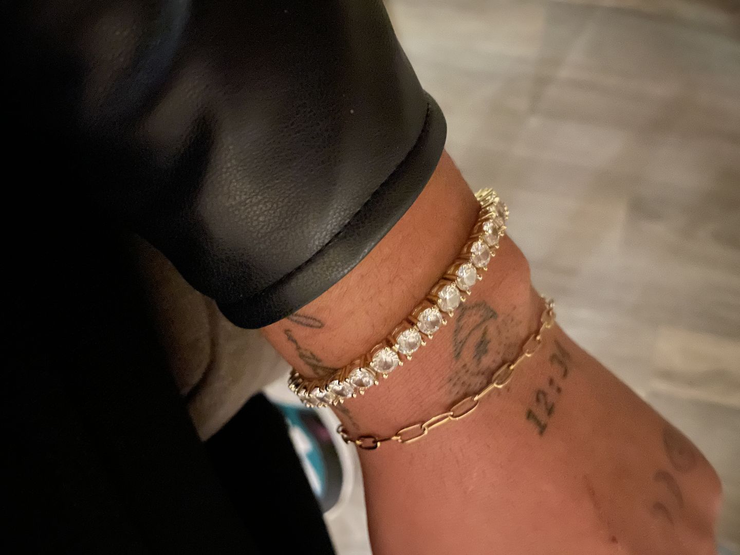 Customer photo review of TENNISBOY. - 5MM 18K GOLD
