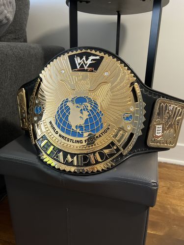 Customer photo review of "Attituded Era scratch" logo title (Premium series)