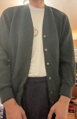Customer photo review of Vintage Ben Hogan Knit Cardigan Sweater Size Medium