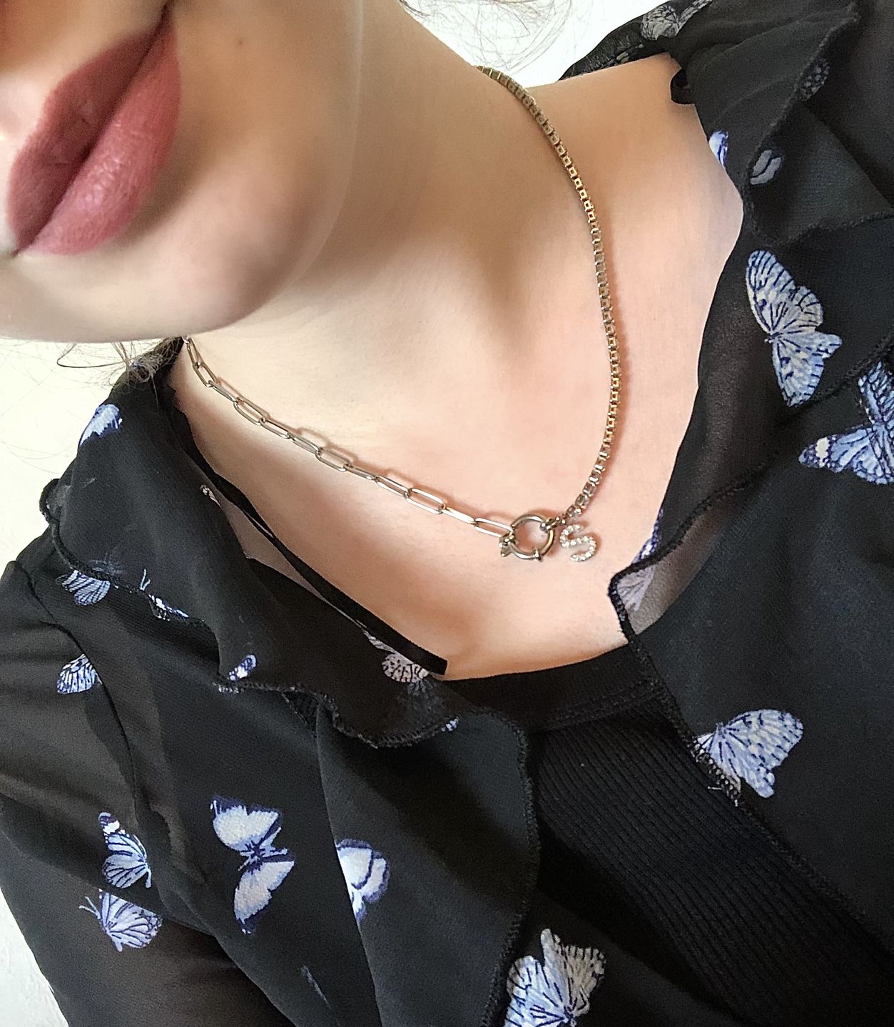Customer photo review of Tennis Letter Halskette | 18K vergoldet