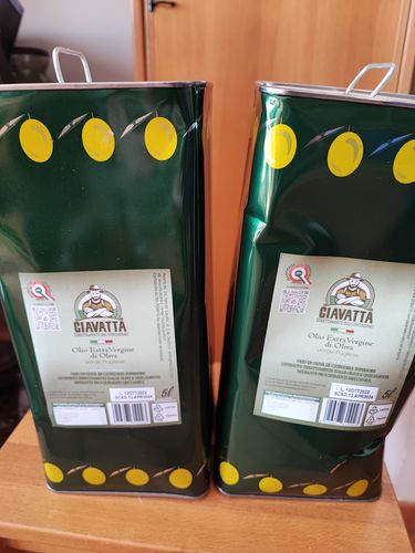 Customer photo review of 2 LATTE DA 5 LITRI OLIO EXTRAVERGINE DI OLIVA CIAVATTA