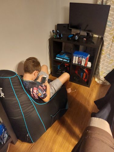 Customer photo review of 8-Bit Bean Bag (Compact Size) - Lich Blade