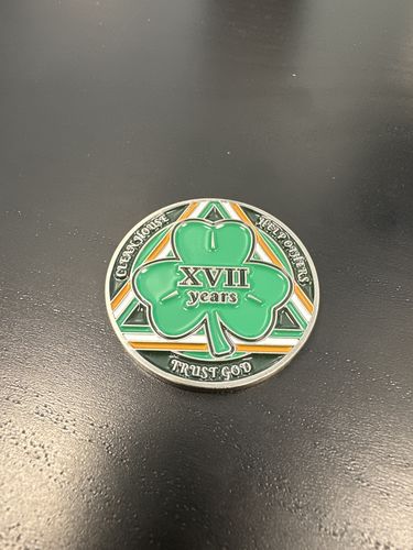 Customer photo review of 17 Year Shamrock Themed AA/NA Recovery Medallion - 40mm Fancy Chip/Coin - Green/White/Orange