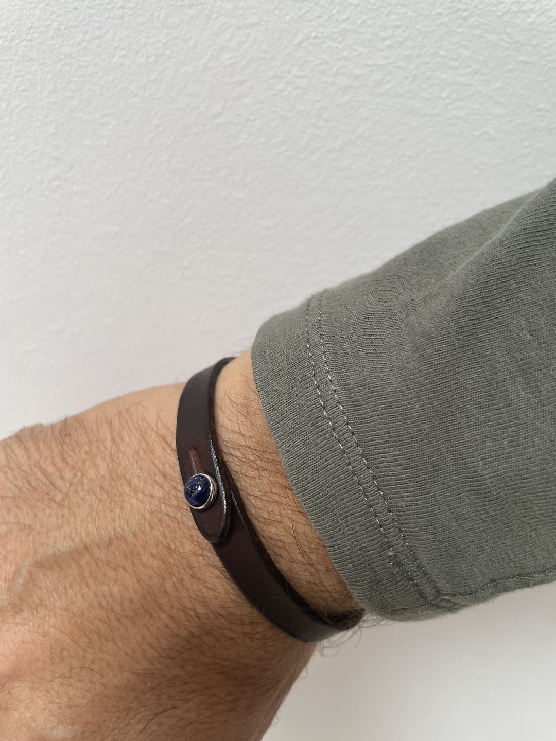 Customer photo review of Bracciale pelle io Lapislazzuli Tulsi