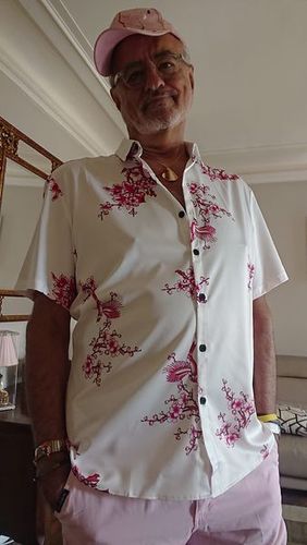 Customer photo review of Chemise décontractée à manches courtes à imprimé floral pour hommes