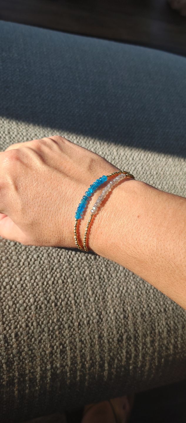 Customer photo review of Neon Apatite Adjustable Stacking Bracelet