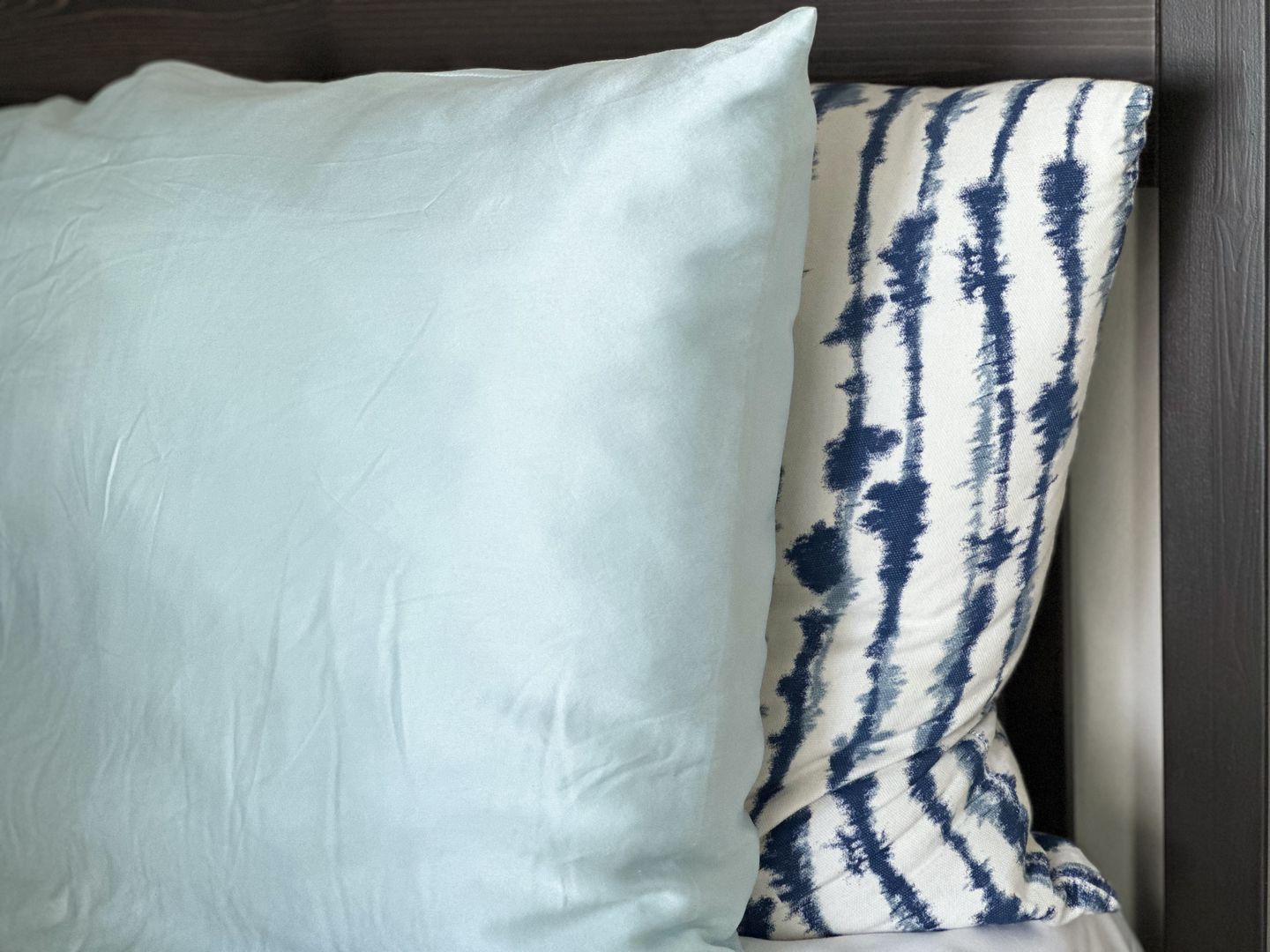 Customer photo review of Teal Breeze Pure Silk Pillowcase