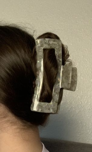 Customer photo review of XL Dreamy Claw Clip