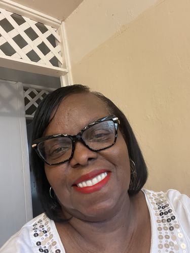 Customer photo review of Don't Be Bald Hair Growth Oil