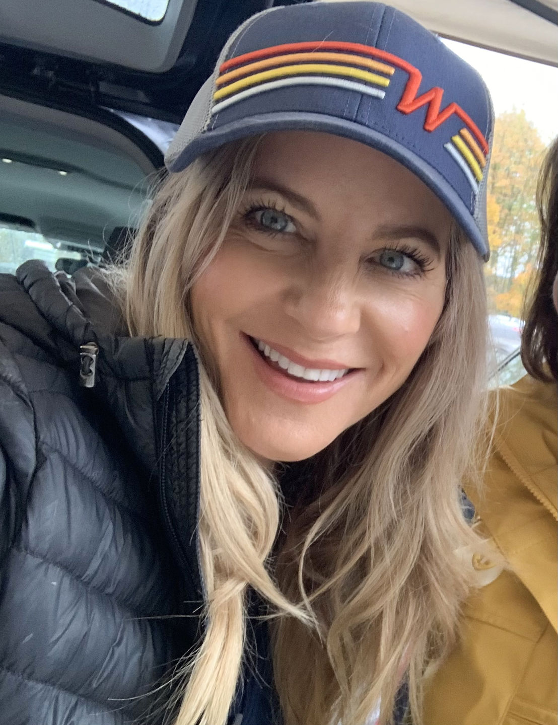 Customer photo review of SUNSTREAKER "W" TRUCKER - NAVY