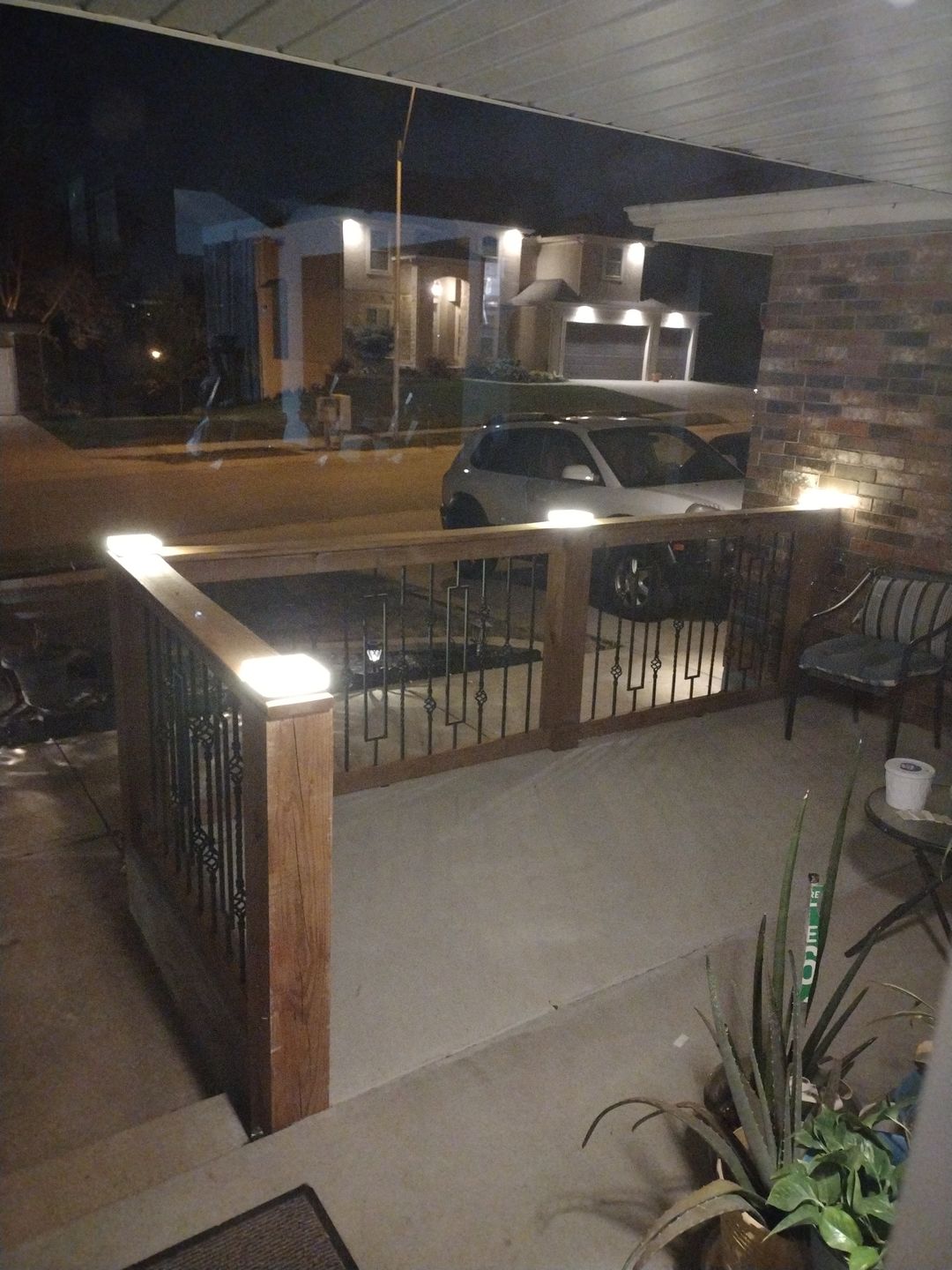 Customer photo review of TSUN 5x5 inch Solar Post Lights Three-Color Switch
