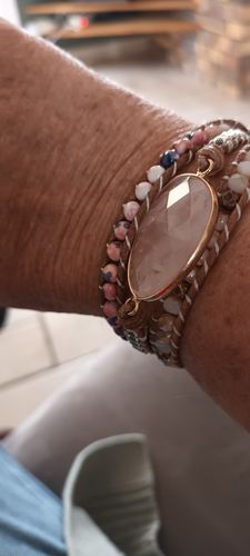 Customer photo review of Bracelet wrap "Croissance" en Quartz rose et Cristal