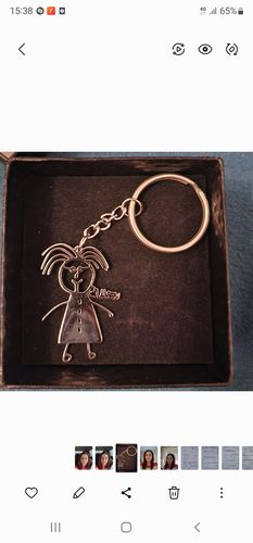 Customer photo review of LOANYA persönliche Kinderzeichnung als Halskette oder Anhänger