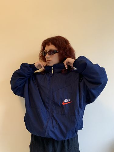 Customer photo review of VINTAGE NIKE TRACK JACKET LARGE BLUE FULL ZIP