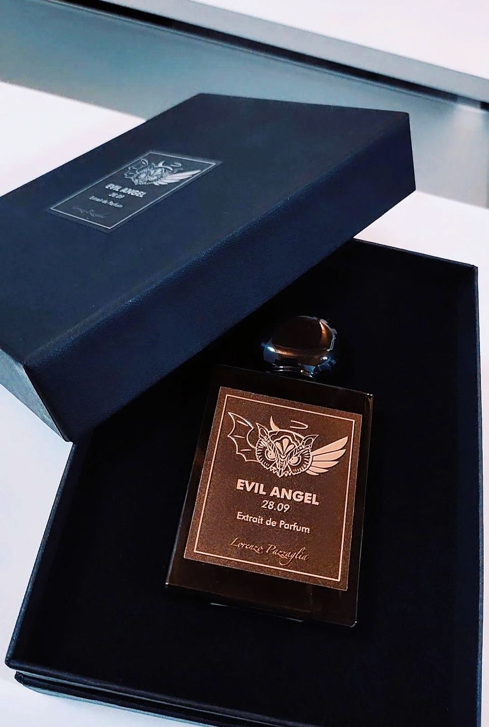 Customer photo review of LORENZO PAZZAGLIA - EVIL ANGEL 28.09